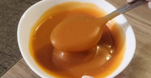 Learn how to fix crystallized caramel and make smooth caramel frosting with our step-by-step guide. Perfect for cakes, cupcakes, and drizzles.